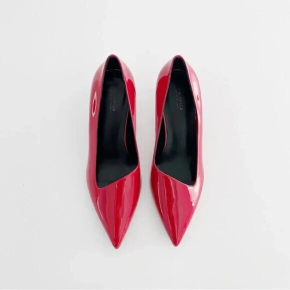 Via Spiga Patent Leather Pointed Toe Kitten Heel Pumps - Picture 2 of 8